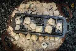 Grillfürst Dutch Oven Set BBQ Kastenform BK4 Aus Gusseisen - X-DEAL Inkl. Tragetasche / Aufbewahrungstasche, Gusseisen Pflege Und Deckelheber -Küchengrill Rabatt BBQ Kastenform Feuerschale