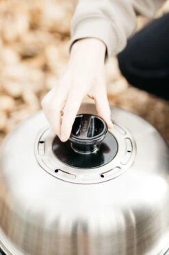 Cobb Grill Premier AIR Deluxe Holzkohlegrill - Modell 2023 -Küchengrill Rabatt Cobb Grill Premier AIR Deluxe Deckel Ventil