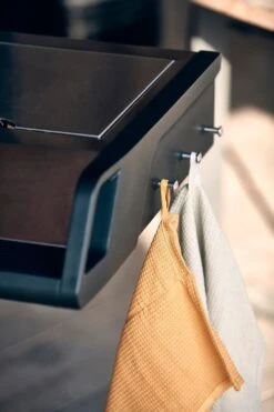 Enders Gasgrill Monroe Pro 4 SIK Turbo -Küchengrill Rabatt Enders Gasgrill Monroe Pro 4 SIK Turbo Haken