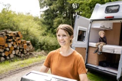 Grillfürst G201E 2-Brenner Gasgrill Portabel V2 - Campinggrill / Balkongrill 50mbar -Küchengrill Rabatt Grillfuerst Campinggrill transportabel Wohnmobil 1