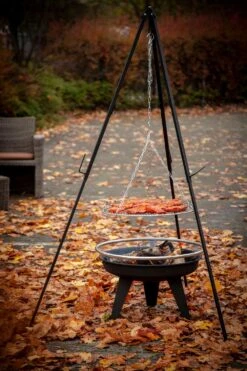 Grillfürst Schwenkgrill Set Aus Dreibein Und Grillrost / Höhenverstellbar, Inkl. Kette Und Haken 11 Grillfürst Schwenkgrill Set Aus Dreibein Und Grillrost / Höhenverstellbar, Inkl. Kette Und Haken -Küchengrill Rabatt Grillfuerst Dreibein Grillrost Feuerstelle 1