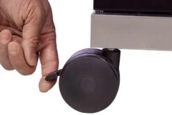 Grillfürst G410G 4-Brenner Gasgrill Mit Hochtemperaturbrenner Und Gusseisen Rosten - X-DEAL Inkl. Zubehörpaket -Küchengrill Rabatt Grillfuerst Gasgrill G410G Lenkrollen mit Feststellbremse