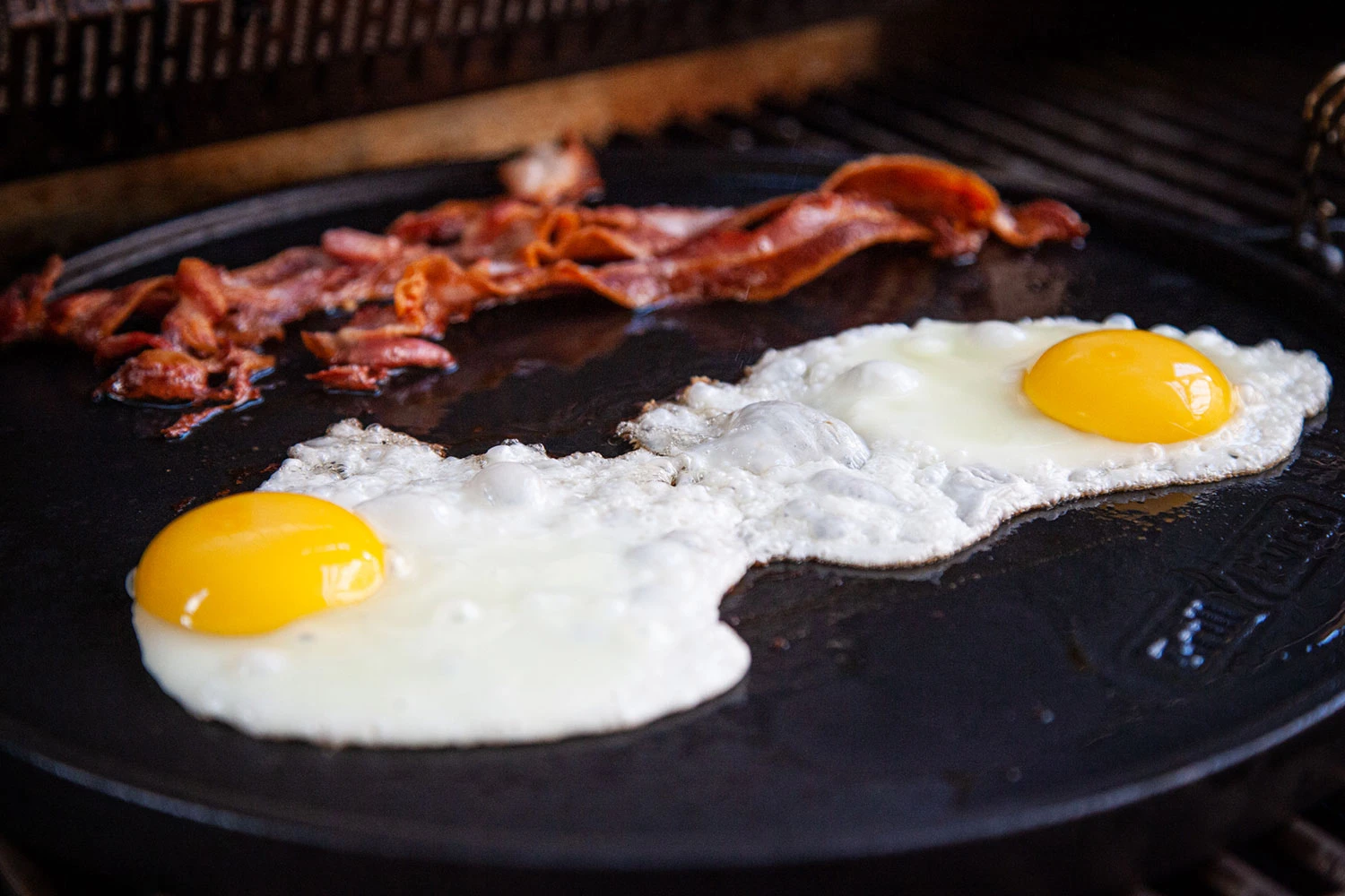 Grillfürst Universal Grillplatte Rund / Wendeplatte Aus Gusseisen Ø 35 Cm 7 Grillfürst Universal Grillplatte Rund / Wendeplatte Aus Gusseisen Ø 35 Cm – Bild 5