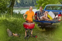 LotusGrill XXL - Holzkohle Grillstation - Feuerrot -Küchengrill Rabatt LotusGrill XXL Feuerrot unterwegs Campinggrill