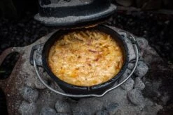 Grillfürst Dutch Oven Set BBQ Edition DO2 - X-DEAL Inkl. Tragetasche / Aufbewahrungstasche, Gusseisen Pflege Und Deckelheber -Küchengrill Rabatt Makkaroni Auflauf Dutch Oven