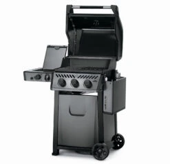 Napoleon Freestyle 365 Gasgrill, Graphit - Mit Sizzle Zone - Modell 2023 - X-DEAL Inkl. Drehspiess -Küchengrill Rabatt Napoleon Freestyle 365 Side Sizzle Zone offen 1