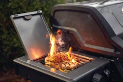 Napoleon Freestyle 365 Gasgrill, Graphit - Mit Sizzle Zone - Modell 2023 -Küchengrill Rabatt Napoleon Freestyle F365 F425 Infrarotbrenner
