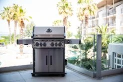 Napoleon Rogue SE 525 Edelstahl Gasgrill Mit Sizzle Zone Und Heckbrenner - SMART Deal Inkl. Grillfürst Grill Control - Modell 2023 37 Napoleon Rogue SE 525 Edelstahl Gasgrill Mit Sizzle Zone Und Heckbrenner - SMART Deal Inkl. Grillfürst Grill Control - Modell 2023 -Küchengrill Rabatt Napoleon Rogue RSE 525 Edelstahl lifestyle
