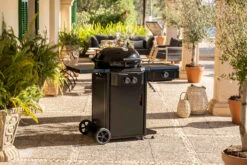 Outdoorchef Gas Kugelgrill Davos 570G Pro Mit Blazing Zone (Infrarotbrenner) & Abdeckhaube 24 Outdoorchef Gas Kugelgrill Davos 570G Pro Mit Blazing Zone (Infrarotbrenner) & Abdeckhaube -Küchengrill Rabatt Outdoorchef Davos 570 G Pro mit Blazing Zone Infrarotbrenner
