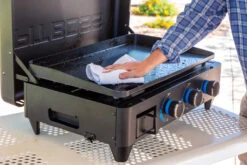 Pit Boss Plancha Grill Ultimate Plancha 3-Brenner - Mit Untergestell 33 Pit Boss Plancha Grill Ultimate Plancha 3-Brenner - Mit Untergestell -Küchengrill Rabatt Pit Boss Planchagrill 3 Brenner leichte Reinigung