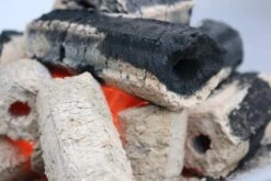 Greek Fire Holzkohlebriketts - 1 Palette = 720kg -Küchengrill Rabatt greek fire briketts glut detail 1