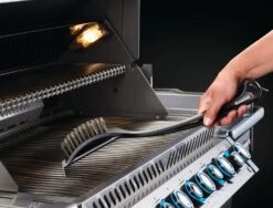 Napoleon Grillbürste Mit Edelstahlborsten Und Grillschaber 7 Napoleon Grillbürste Mit Edelstahlborsten Und Grillschaber -Küchengrill Rabatt napoleon grillbuerste anwendung schaber 62052