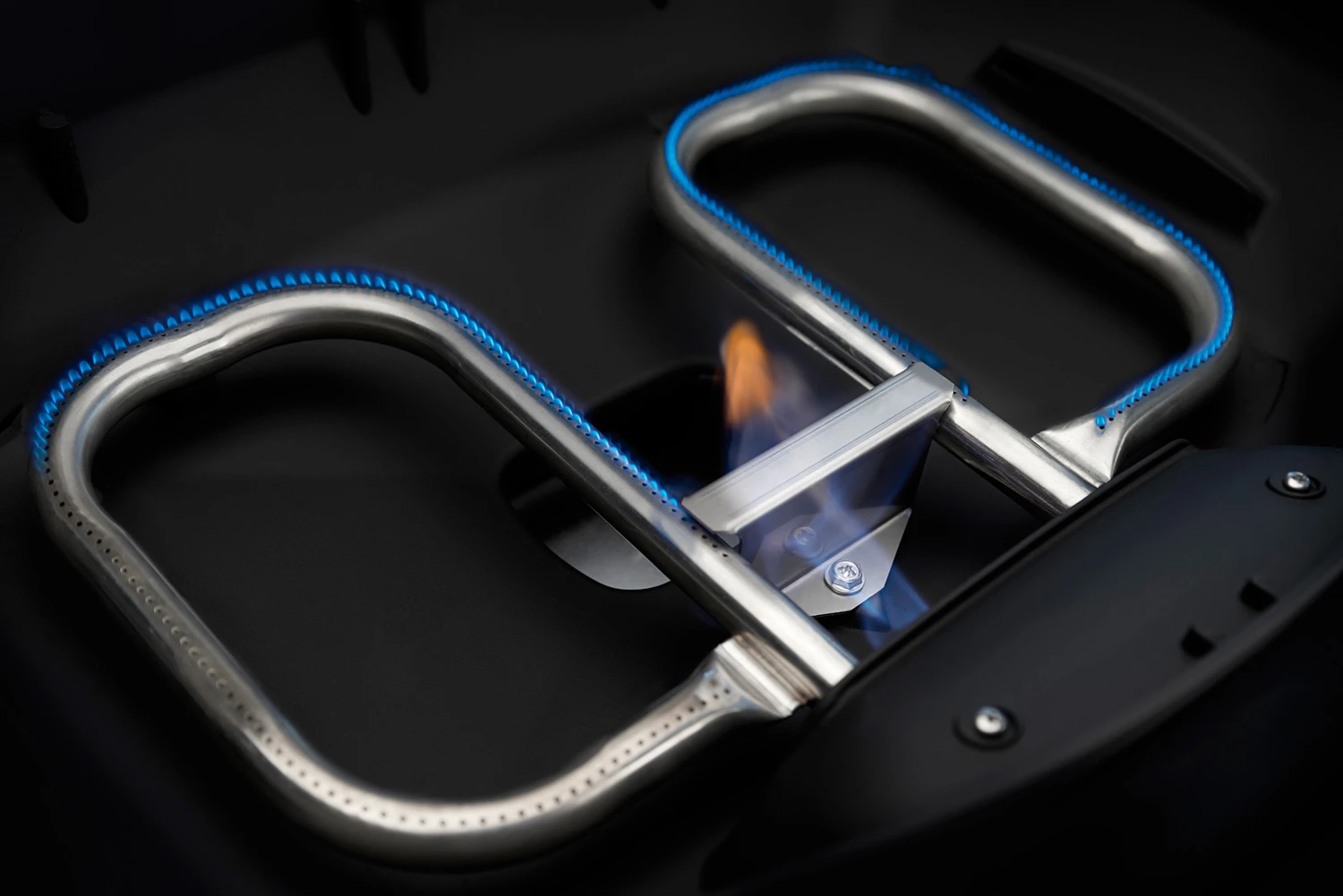 Napoleon TravelQ PRO285 Kompakt Gasgrill Schwarz Mit Klappbarem Wagen - Modell 2023 4 Napoleon TravelQ PRO285 Kompakt Gasgrill Schwarz Mit Klappbarem Wagen - Modell 2023 – Bild 2